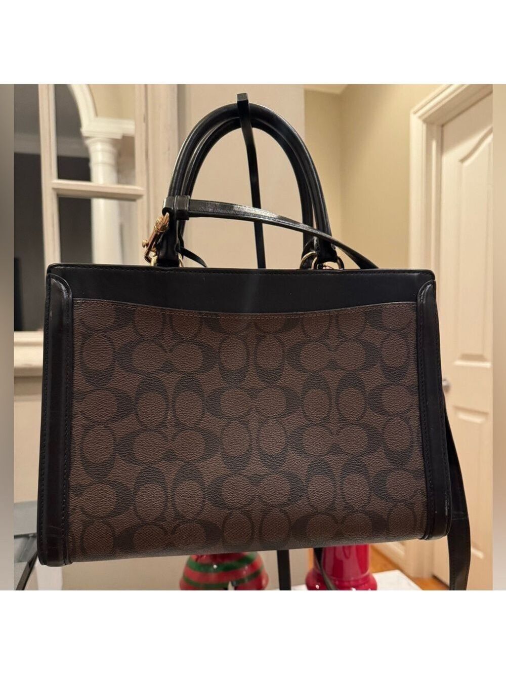 Coach - Zoe Carrycall - Black Leather and Signature Monogram Nice Condition 2019 - Picture 2 of 12